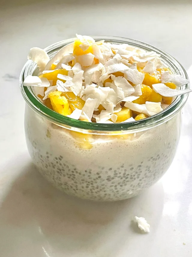 pinepple-chia-seed-pudding