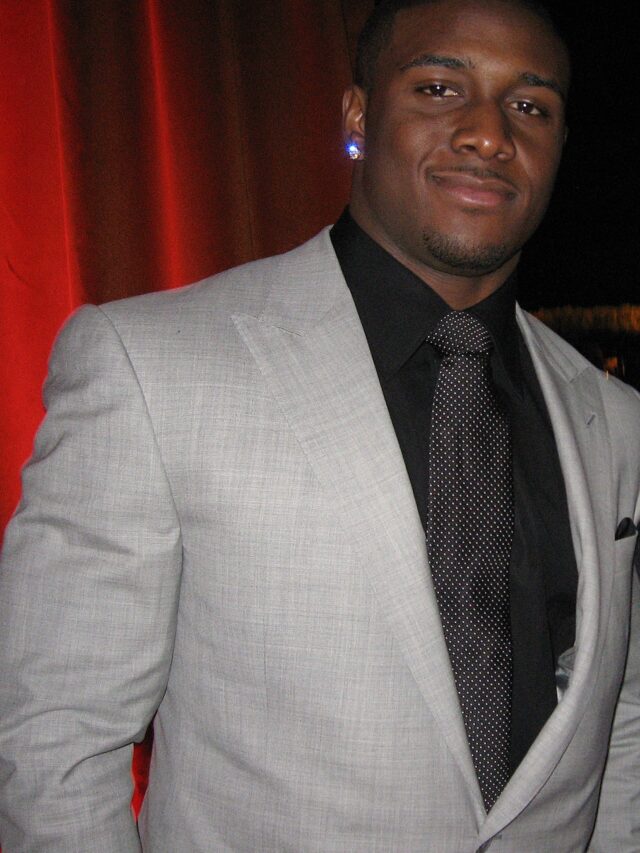 Hollywood Bombshell: Reggie Bush’s Heisman Reinstatement Sends Shockwaves!